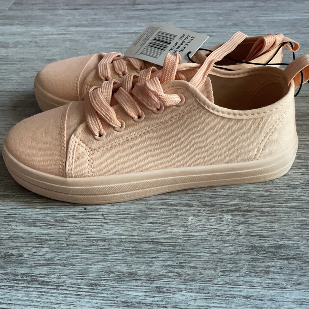 Shoes - Picture 3 of 3